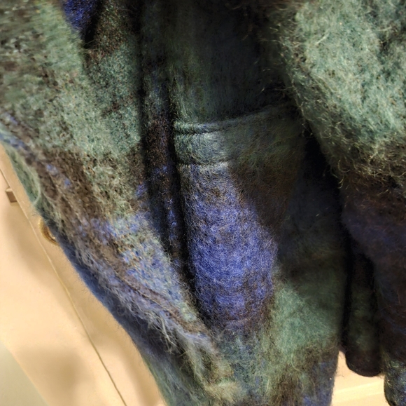 Vintage Mohair and wool Cape - Picture 6 of 6